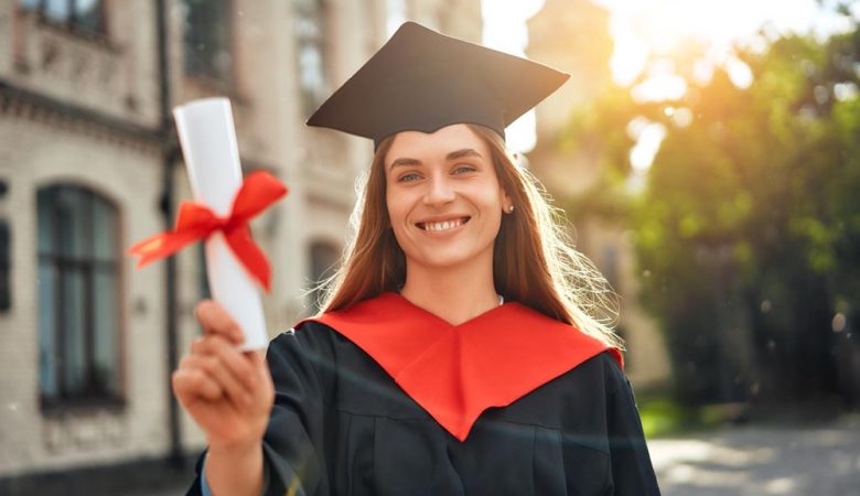 Laurea-estero